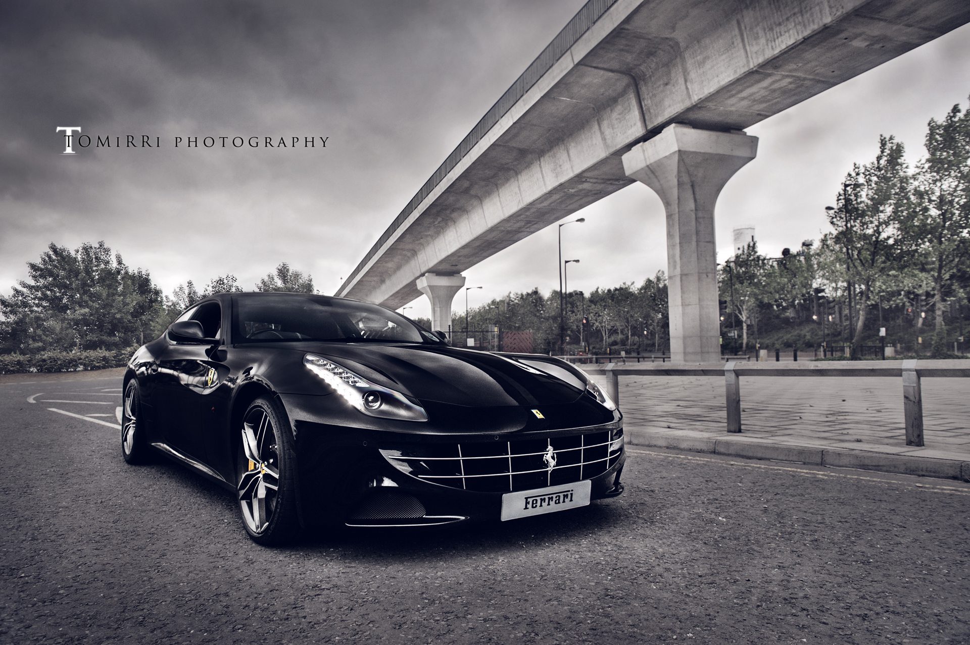 Tomirri Photography Photoshoot Of A Gorgeous Black Ferrari FF